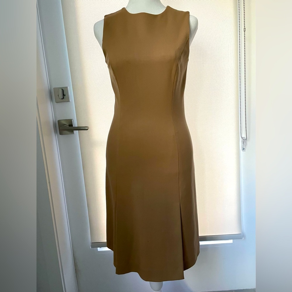 Theory Crewneck Fit and Flare Wool Midi Dress Camel Sz 2